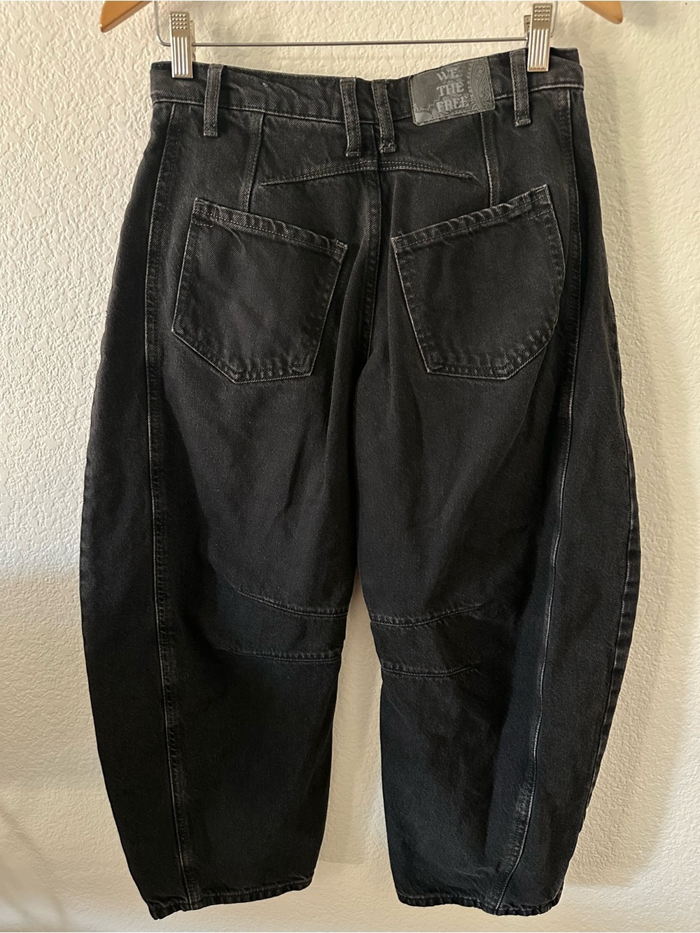 We The Free Washed Black Balloon Crop Jeans - Picture 5 of 8